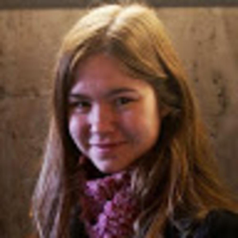 Meet your Posher, Hilary